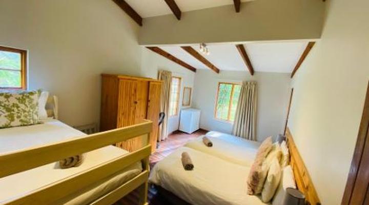 Bella Manga Country Escape