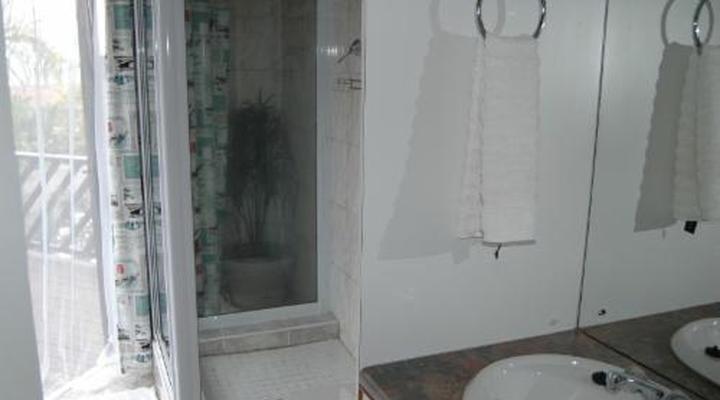 Bon à Vie B&B & Self Catering & BnB Gonubie. Full Solar System, no loadshedding