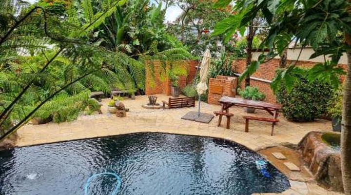 Bon à Vie B&B & Self Catering & BnB Gonubie. Full Solar System, no loadshedding