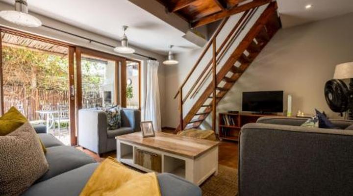 Raptors Lodge Group – Self-catering Accommodation