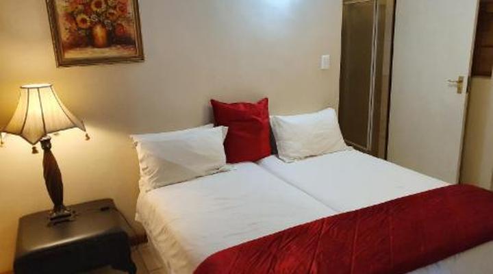 7th Street Guesthouse