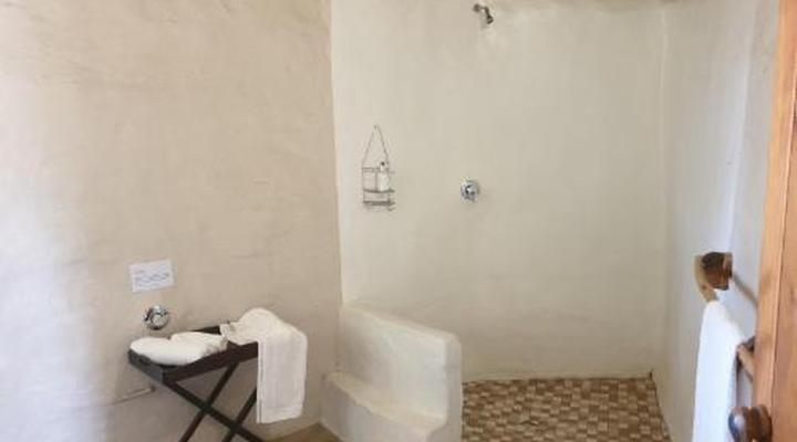 Chrislin African Lodge