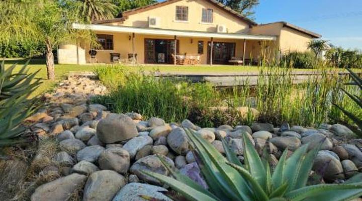 Chrislin African Lodge