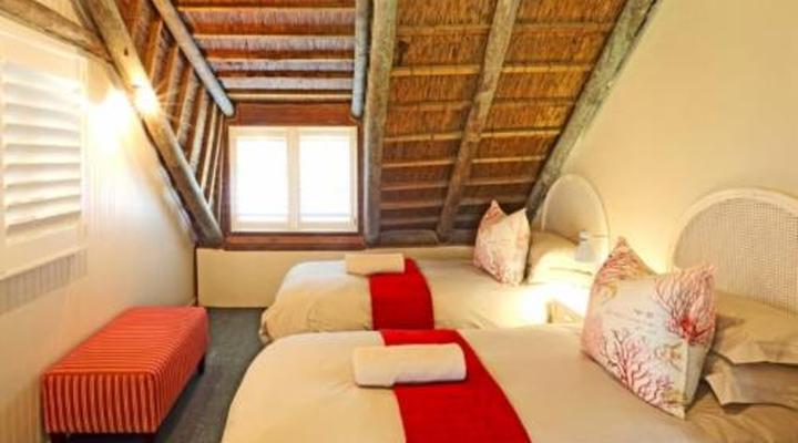 Brenton On Sea Cottages