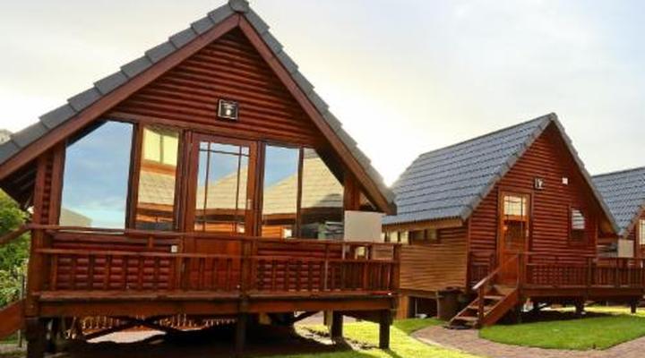 Brenton On Sea Cottages