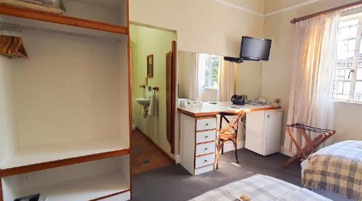 Cummings Guest House