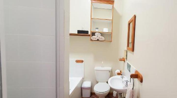 Cummings Guest House