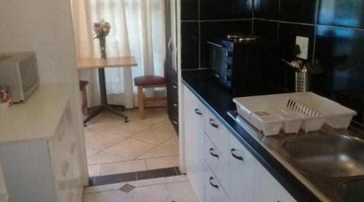 Hoopoe Haven Guest House