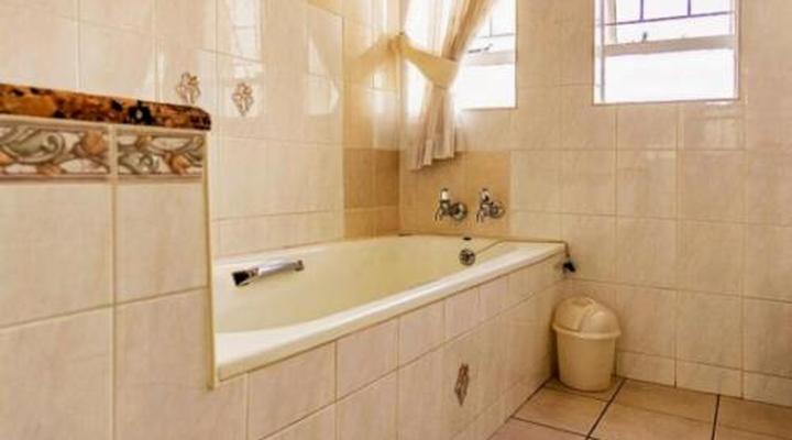 Bay Tree Guest House