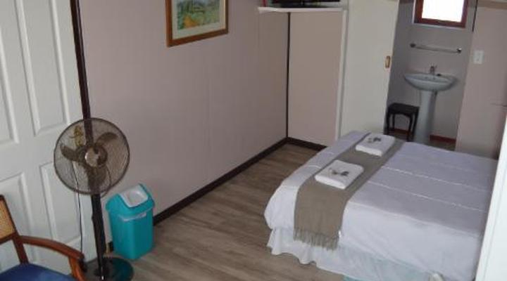 Fisherhaven Traveller's Lodge