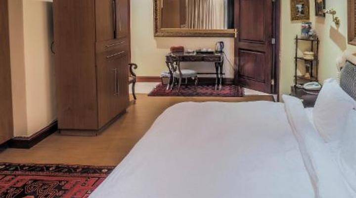 Kosmos Manor Guest House