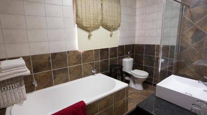 MacGregors Guesthouse