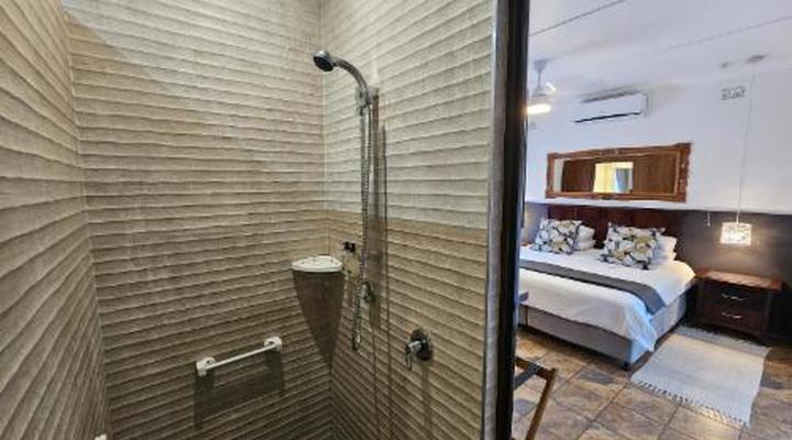 Leopard Corner Lodge