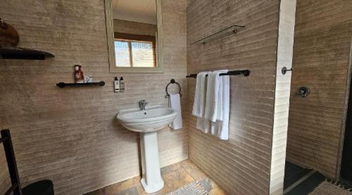 Leopard Corner Lodge