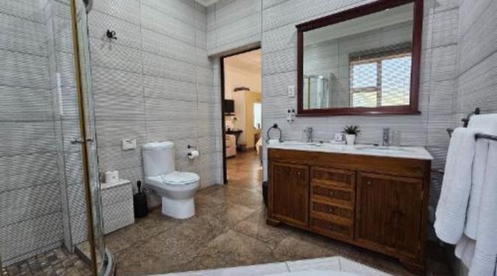 Leopard Corner Lodge