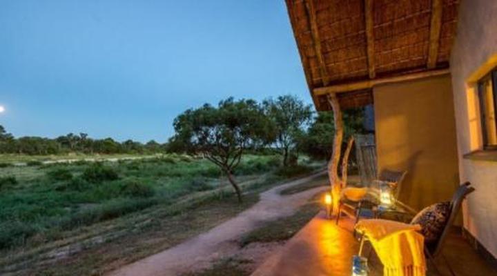 Umkumbe Safari Lodge Riverside