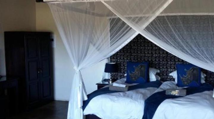 Umkumbe Safari Lodge Riverside