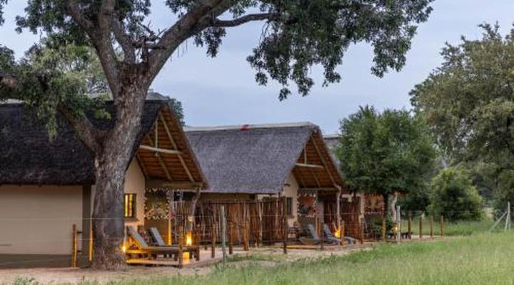 Umkumbe Safari Lodge Riverside