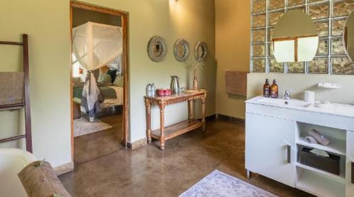 Kambaku Safari Lodge Timbavati