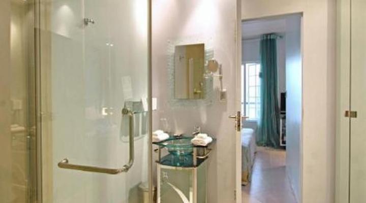 Days at Sea Beach Lodge