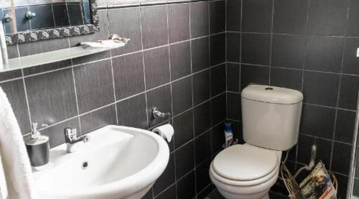 Bastille de Blignaut Guest House