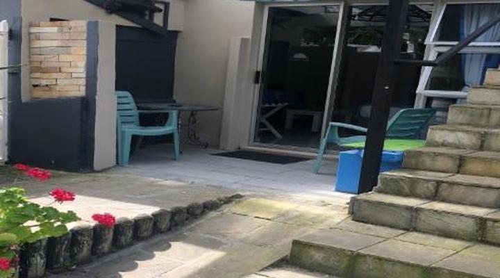 Sunset Decks Guest House