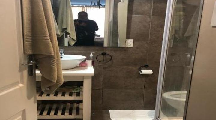 Sunset Decks Guest House