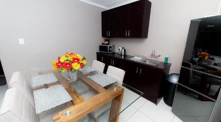 Kleinplasie Gastehuis