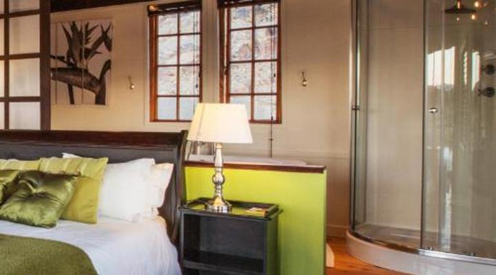 Felix Unite Orange River Cabana's