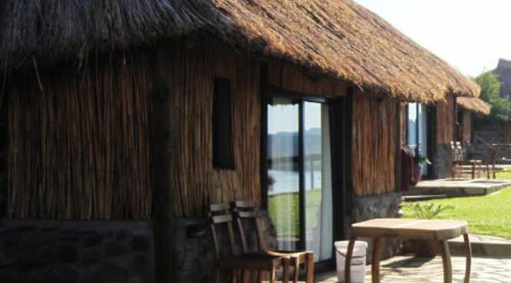 Felix Unite Orange River Cabana's