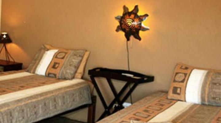 Felix Unite Orange River Cabana's