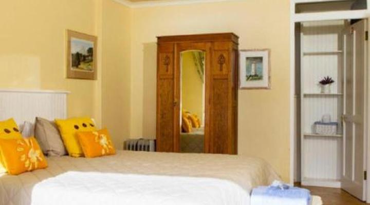 Albatross House Guest House