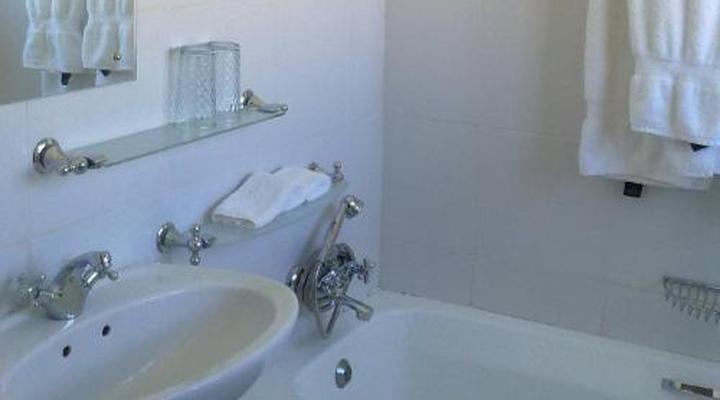 Sandstone Chameleon Guest House