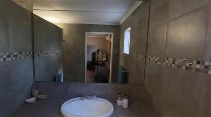 Fossil Hills Farm Cottage