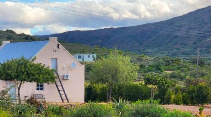 Fossil Hills Farm Cottage