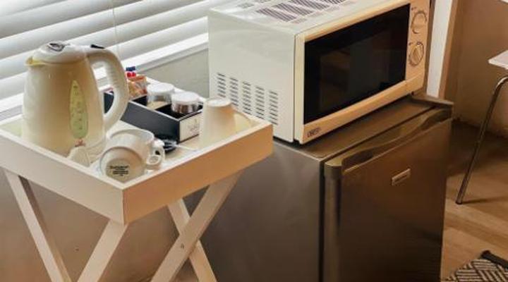 Emantlaneni Guest House