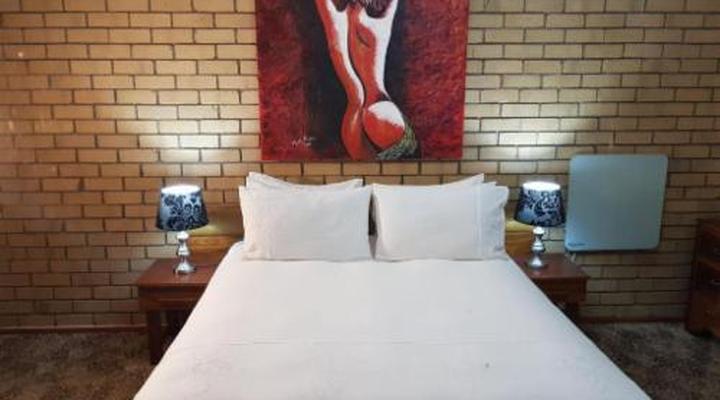 A Mountain View Country Estate