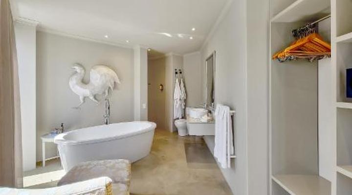 Rouge on Rose Boutique Hotel