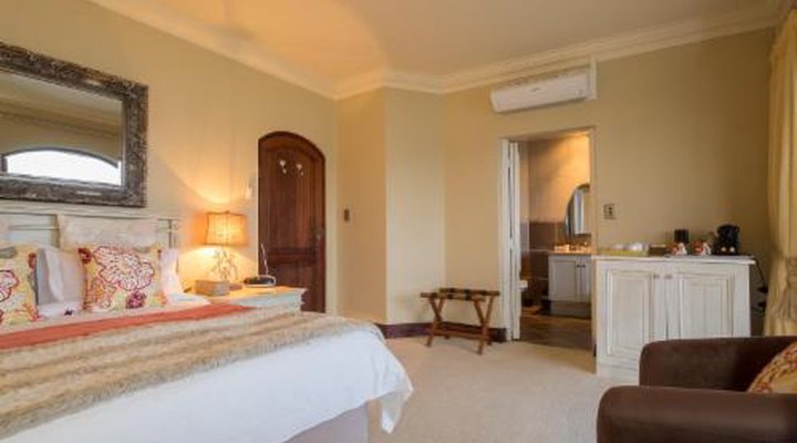 Villa Paradisa Guest House