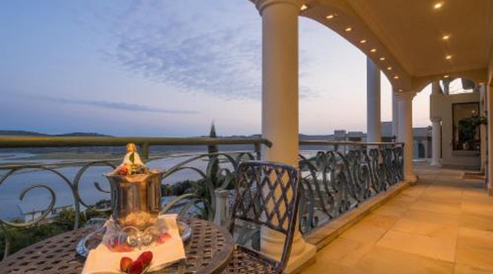 Villa Paradisa Guest House