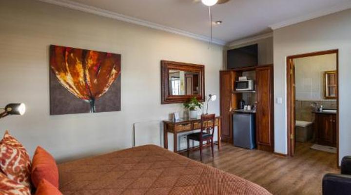 Scott's Manor Guesthouse & Conference Center