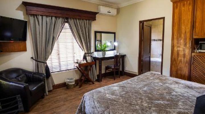 Scott's Manor Guesthouse & Conference Center