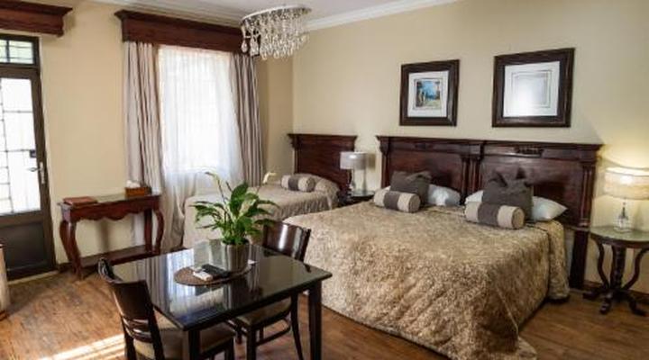 Scott's Manor Guesthouse & Conference Center