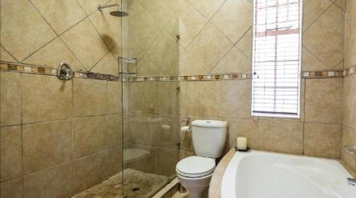 Scott's Manor Guesthouse & Conference Center