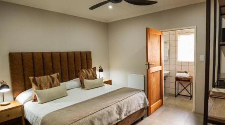 Scott's Manor Guesthouse & Conference Center