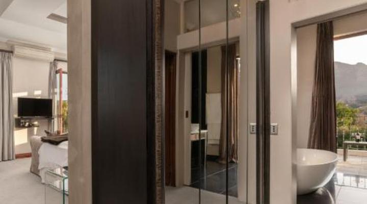 Nova Constantia Boutique Residence