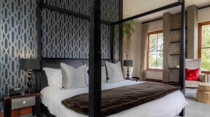 Nova Constantia Boutique Residence