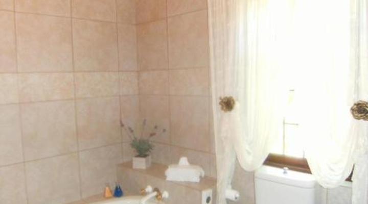 Mulligans Guest Lodge