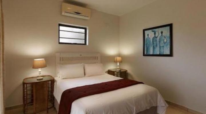 My Den Beachfront B&B and Self-Catering