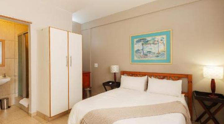 My Den Beachfront B&B and Self-Catering